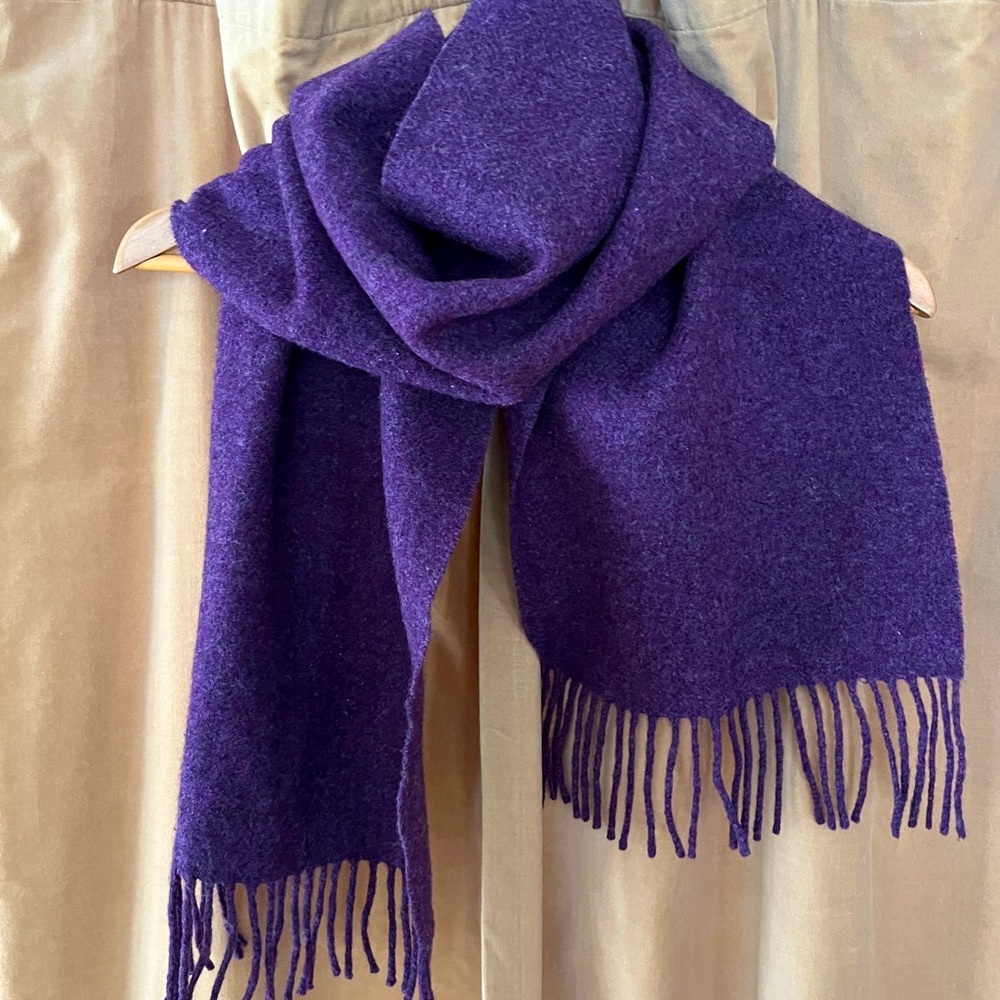 Lambswool scarf